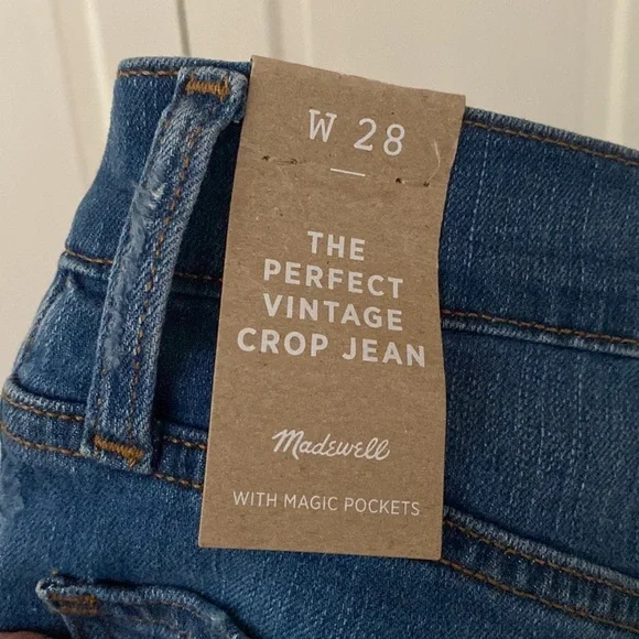 Madewell Perfect Vintage Crop Jean in Cartigan Wash Mid Wash Color Distressed 28
